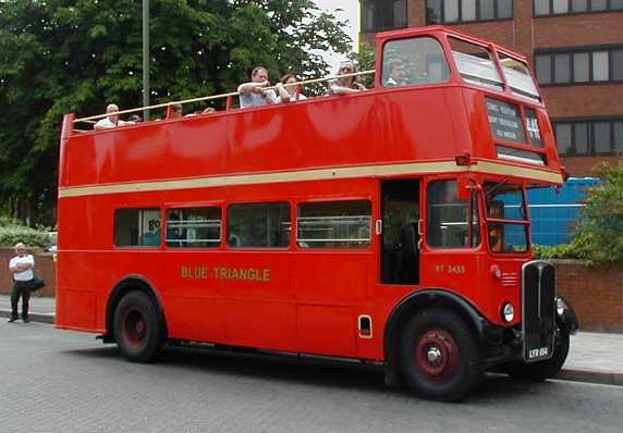 London Transport AEC Regent 3RT Weymann RT3435