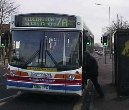 Stagecoach Oxford MAN 18.220 Alexander ALX300 916