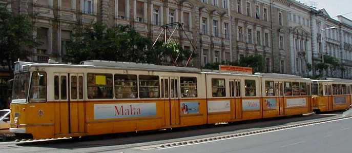 BKV Ganz CSMG.2 8-axle articulated tramcar