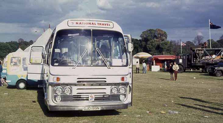 Showbus 75